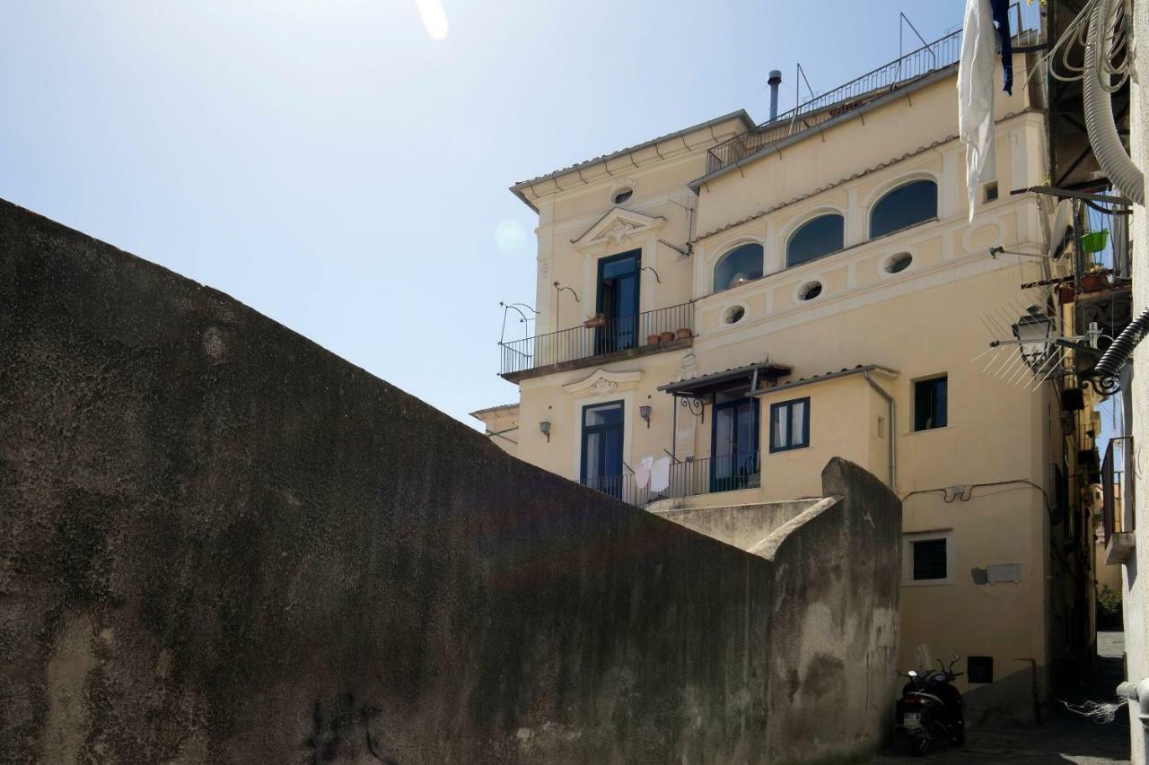 Starhost - Dimora Copeta Salerno Exterior foto